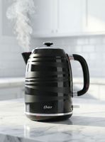 Hervidor eléctrico Oster® 1.7 lt BVSTKT4177B Versión 2026