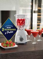 Licuadora Oster® Con Vaso De Vidrio Y Control De Perilla BLSTKAGWRD