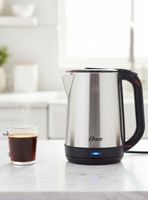 Hervidor Eléctrico Oster Capacidad de 2 Litros , BVSTKT674 Versión 2026