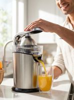 Exprimidor de cítricos Oster® de acero inoxidable FPSTJU4200