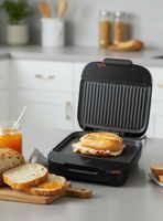 Sandwichera Oster® compacta platos hondos Negro CKSTSM400