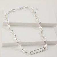 Collar Corto Alicia Plateado Humana