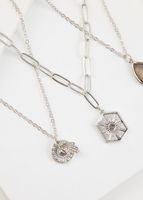 Collar Corto Mael Plateado Humana