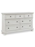 Cómoda Robbinsdale 7 cajones