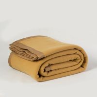 Frazada Polar Borde Satin Linea Hotel 1.5 P Beige