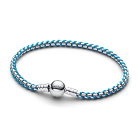 Brazalete de Cadena en Plata con Cordon Azul