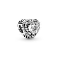 Charm en Plata Brillante Corazones en Niveles Brillante