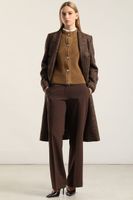 Pantalón recto, tiro alto, chocolate Liola