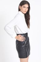 Falda Mini Efecto Cuero, Negro Liola