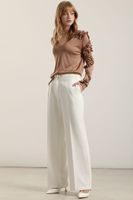 Jersey punto semitrasparente, volados, camel Liola