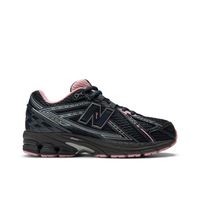 Zapatillas Urbanas Niños New Balance 1906 R Negra/Rosa