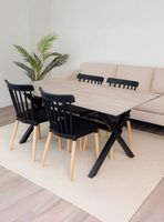 Juego de comedor Vermont 4 sillas Windsor negras