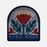 Parche Unisex Woven Patch Haka Honu Rojo Haka Honu V26