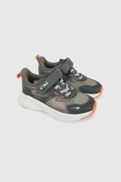 Zapatilla Deportiva Running Verde 48750370V26