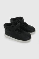 Zapatilla Urbana Negra Caña Alta 47250201V26