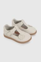 Reina Blanca con Aplicación de Flor 42060209V26