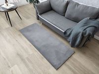 Alfombra Bajada De Cama Timmy Peluda Color Gris 55x145