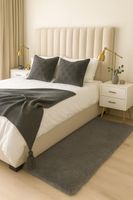 Alfombra Bajada De Cama Timmy Peluda Color Gris 55x145