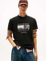 Polera Photo Flag Logo Regular Fit Negro Tommy Jeans