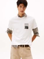 Polera Regular Fit Photo Logo Blanco Tommy Jeans