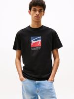 Polera Con Logo Distintivo Negro BDS Tommy Jeans