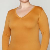 Polera Esencial Acanalado Escote V Mostaza Monarch