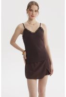 Polera Peto Mujer Pabilo Escote Con Encaje Café Oscuro