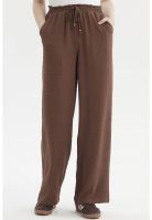 Pantalón Mujer Plumeti Pretina Elasticada Café Oscuro