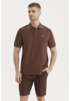 Polera Hombre Slim Cuello Camisero Chocolate