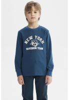 Polera Niño College Con Puños Azul Petroleo