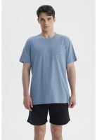 Polera Hombre Con Bolsillo Print Azul Piedra