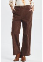 Pantalón Mujer Calce Recto Detalle Pretina Café