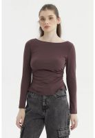 Polera Mujer Cuello Bote Abertura Chocolate