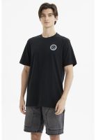 Polera Hombre Regular Print Frontal Negro