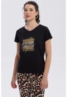 Polera Mujer Print Aplicación Folia Negro