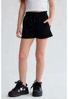 Short Niña Textura Elasticado Cintura Negro