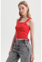 Polera Mujer Recogido Costado Rojo