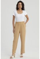 Pantalón Mujer Calce Slim Bolsillo Camel