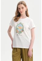 Polera Mujer Gráfica Roll Up Crudo