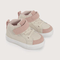 Zapatilla primeros pasos beige de niña