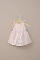 Vestido rosado estampado de niña