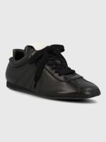 Zapatilla Cuero Mujer Bonik Negro