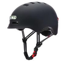 Casco Con Luz Para SCOOTER,BICICLETA Color Negro