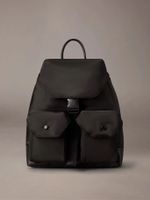Mochila con Solapa y Clip Negro Calvin Klein