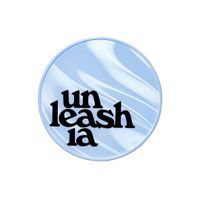 Base de maquillaje semi mate en formato cushion tono 25