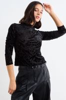 Polera Fantasia Negro iO 14320126056102