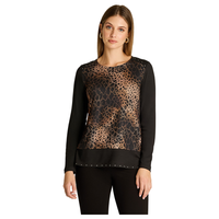 Polera Camel Manga Larga con Estampado Frontal y Aplicaciones