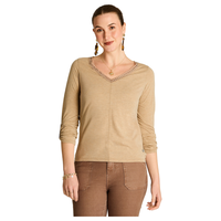 Polera Camel Manga Larga Roll Up con Cuello V y Aplicaciones