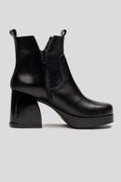 Botín Cuero Aspasia Negra Landazuri