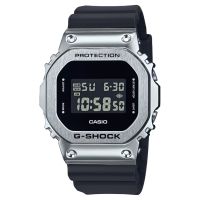 Reloj Casio GM-5600U-1DR Quartz Hombre
